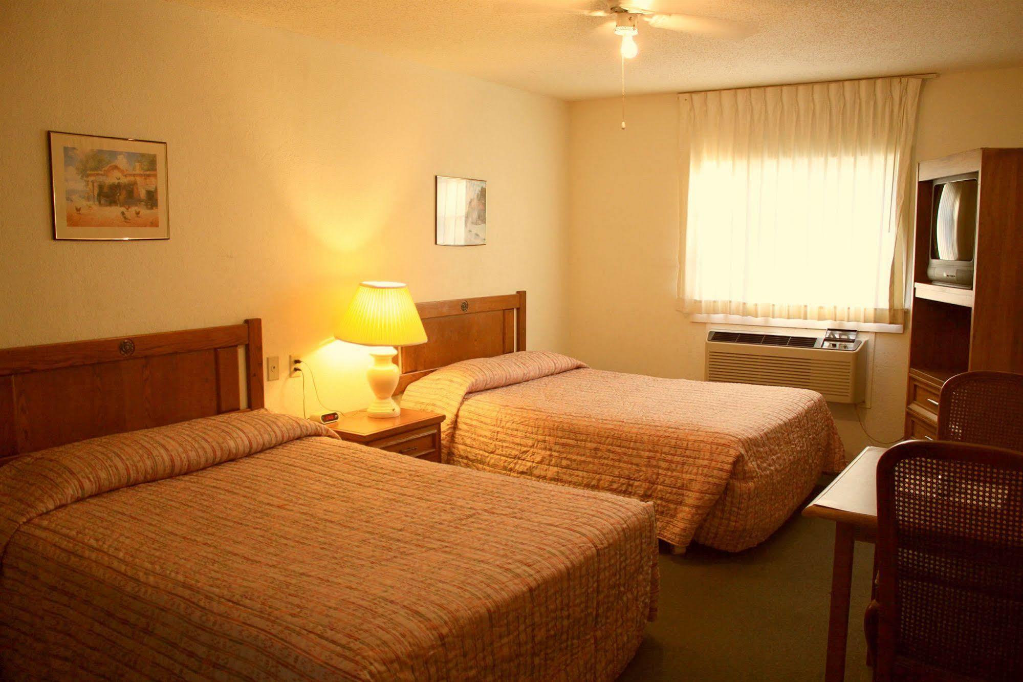 Sun Valley Motel Junction Extérieur photo